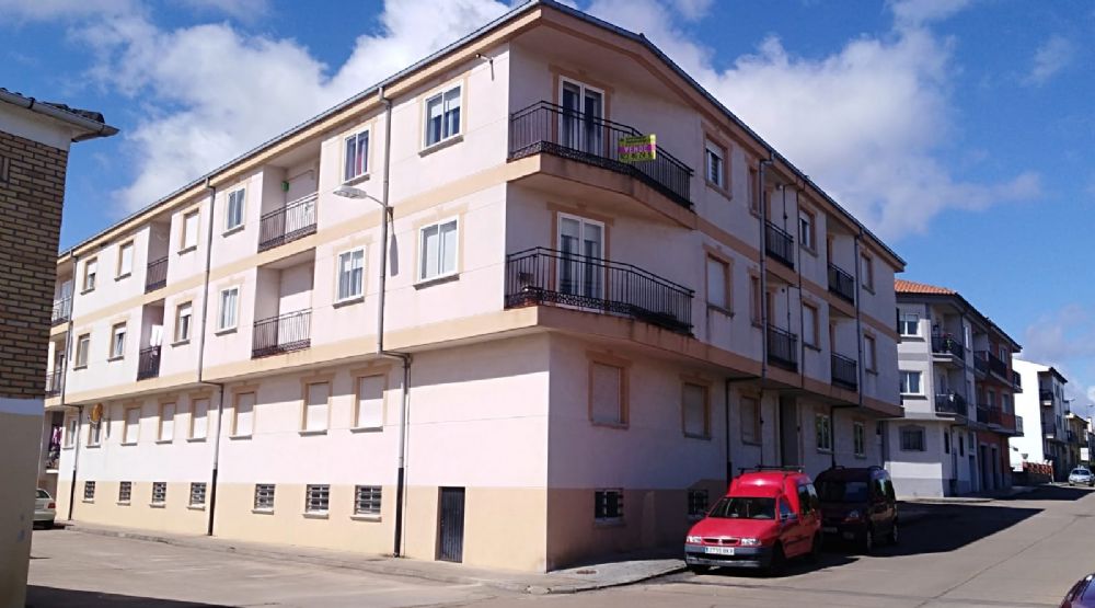 PISO EN CIUDAD RODRIGO EN AVENIDA DE BEJAR , 98,  2