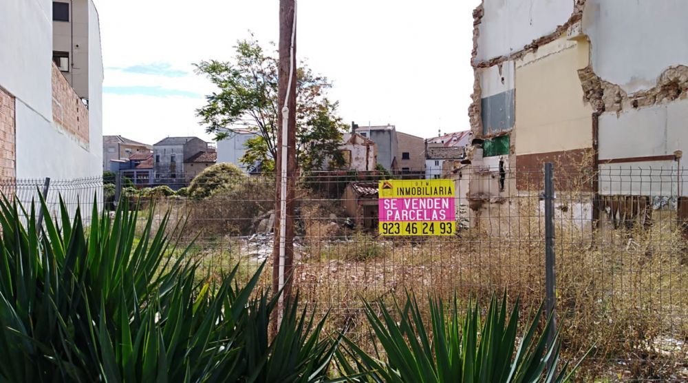 PARCELAS URBANAS EN EL CRUCE DE CIUDAD RODRIGO