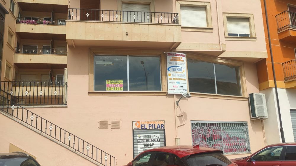 LOCAL COMERCIAL EN AVENIDA DE PORTUGAL EN CIUDAD RODRIGO (SALAMANCA)