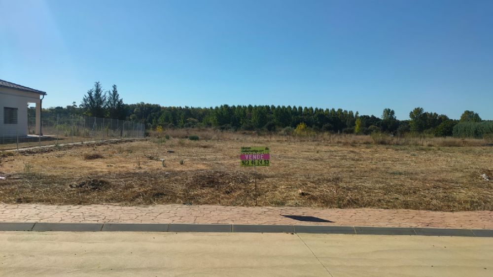 PARCELA URBANA EN IVANREY, CIUDAD RODRIGO, (SALAMANCA)