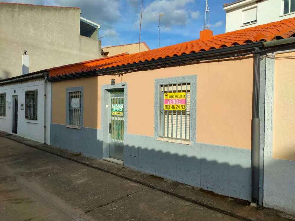 CASA INDIVIDUAL EN CIUDAD RODRIGO EN C/ GABRIEL Y GALAN,12