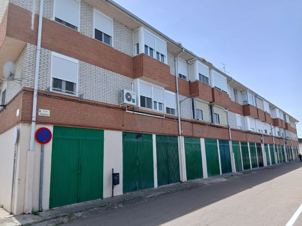 PISO EN CIUDAD RODRIGO EN C/ LORENZO ROLDAN