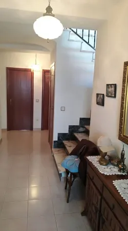 Casa en el Maillo con 10 Dormitorios - foto 5
