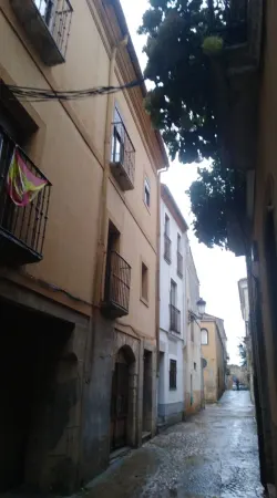 Piso en Ciudad Rodrigo en C/ Sepulcro, 15-2º - foto 2