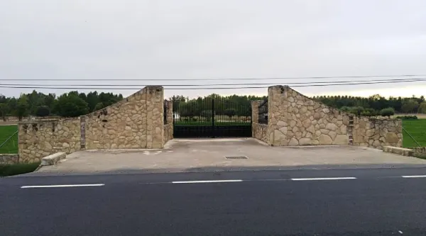 Parcela de Regadío con Instalaciones en Ciudad Rodrigo - foto 1