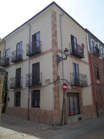 Casa Individual en Ciudad Rodrigo en C/ Sepulcro,27 - foto 1