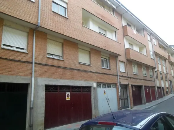Local Comercial en Planta Baja en C/ Sierra de Gata, 23 - foto 1