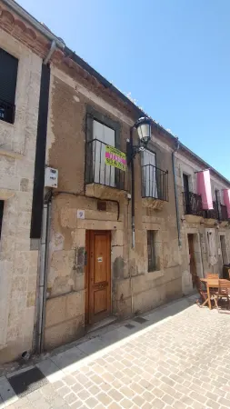 Casa en Pleno Centro de Ciudad Rodrigo - foto 4