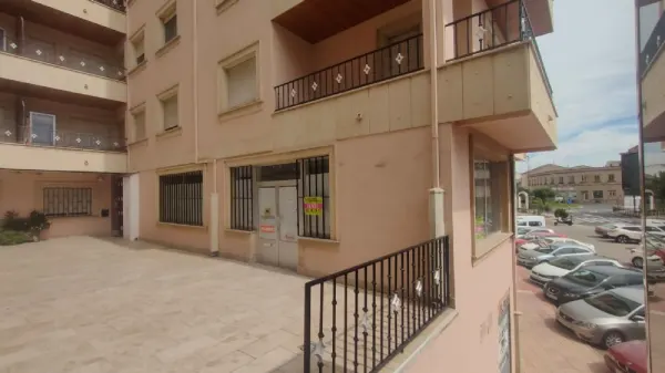 Local Comercial en Avenida de Portugal en Ciudad Rodrigo (Salamanca) - foto 2