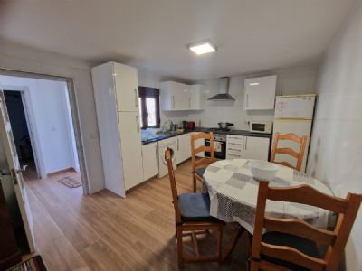 CASA EN IVANREY, REFORMADA CON GRAN PATIO Y CONSTRUCCIONES - foto 13