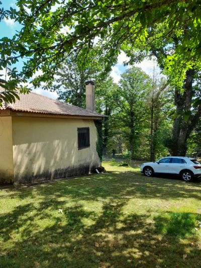 FINCA RÚSTICA MAS PARCELA URBANA CON CHALET EN NAVASFRIAS - foto 2