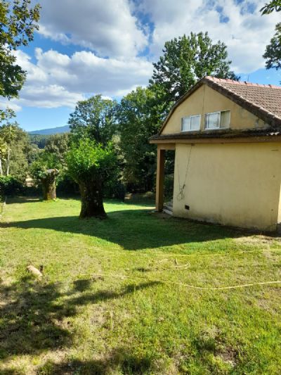 FINCA RÚSTICA MAS PARCELA URBANA CON CHALET EN NAVASFRIAS - foto 3