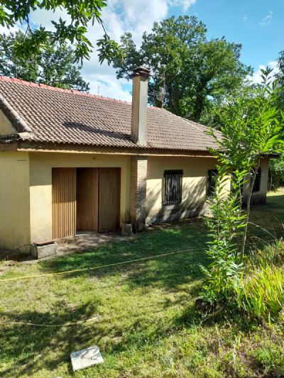 FINCA RÚSTICA MAS PARCELA URBANA CON CHALET EN NAVASFRIAS - foto 11