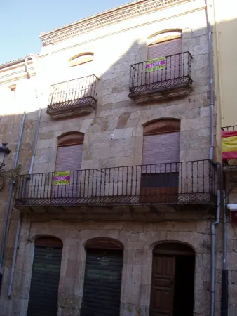 Edificio en Ciudad Rodrigo en C/ Colada,6 - foto 1